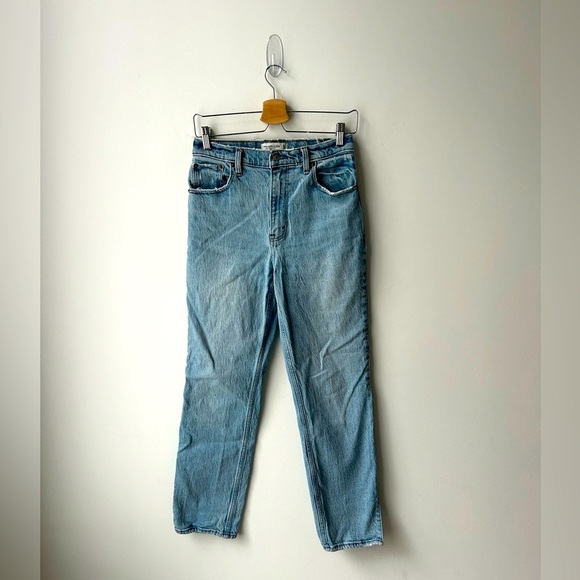 Abercrombie & Fitch Denim - Abercrombie and Fitch the 90’s straight ultra high rise  jeans